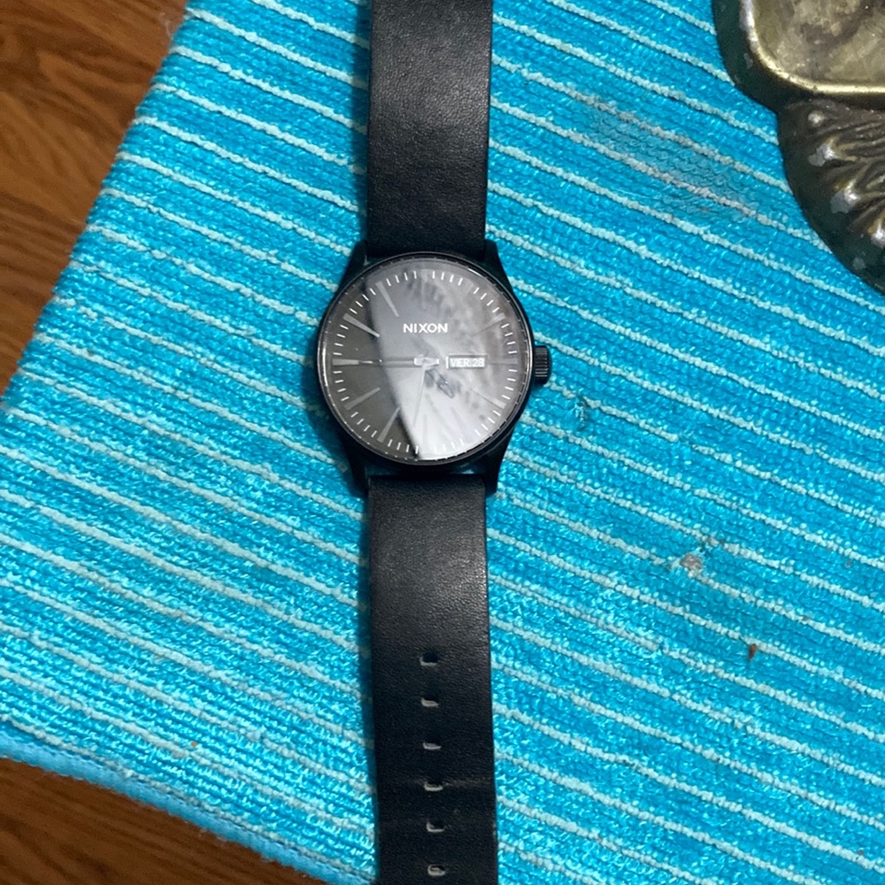 Men’s Nixon sentry watch